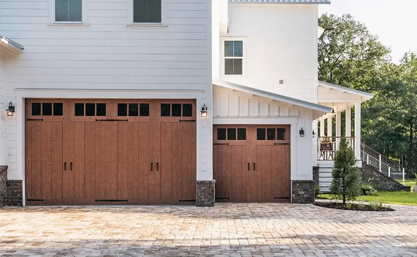 canyon-ridge-5-layer-design11-rec13-window-dark-single-double-garage-door