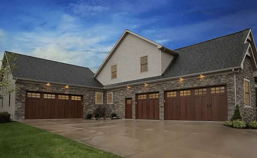 canyon-ridge-5-layer-design12-sq23-window-walnut-garage-door