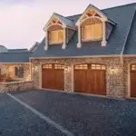 canyon-ridge-5-layer-design13-arch3-window-medium-three-single-garage-door