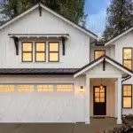 coachman-design21-sq23-window-white-white-garage-door